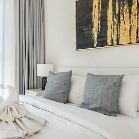 Appartement Luxury And Elegant 2Br With Burj Khalifa View à Dubaï Extérieur photo