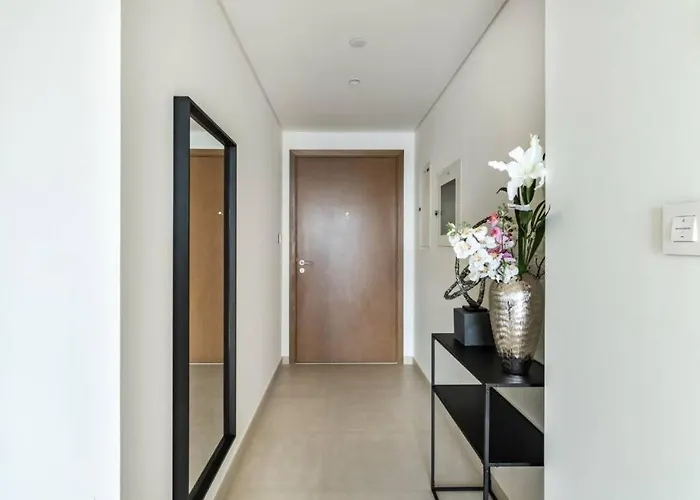 Luxury And Elegant 2Br With Burj Khalifa View