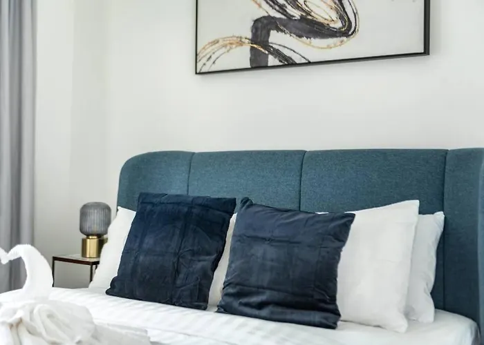 Luxury And Elegant 2Br With Burj Khalifa View