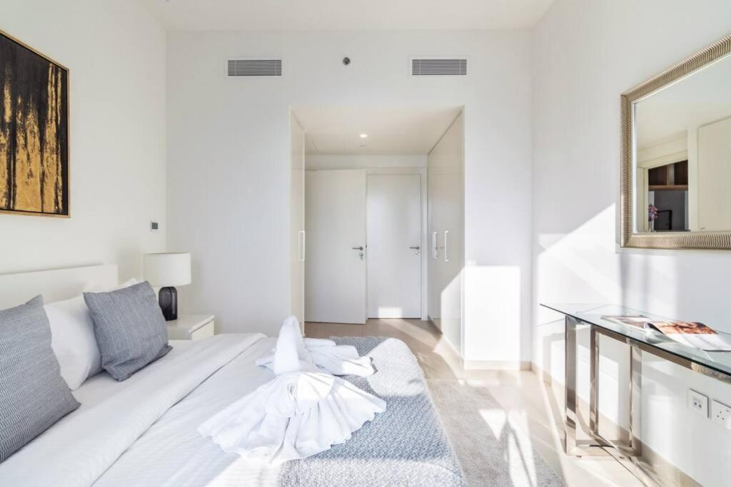 Appartement Luxury And Elegant 2br With Burj Khalifa View *