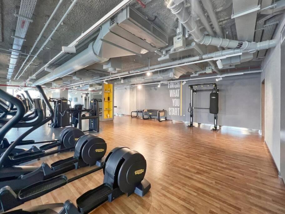 Luxury And Elegant 2br With Burj Khalifa View Dubaï